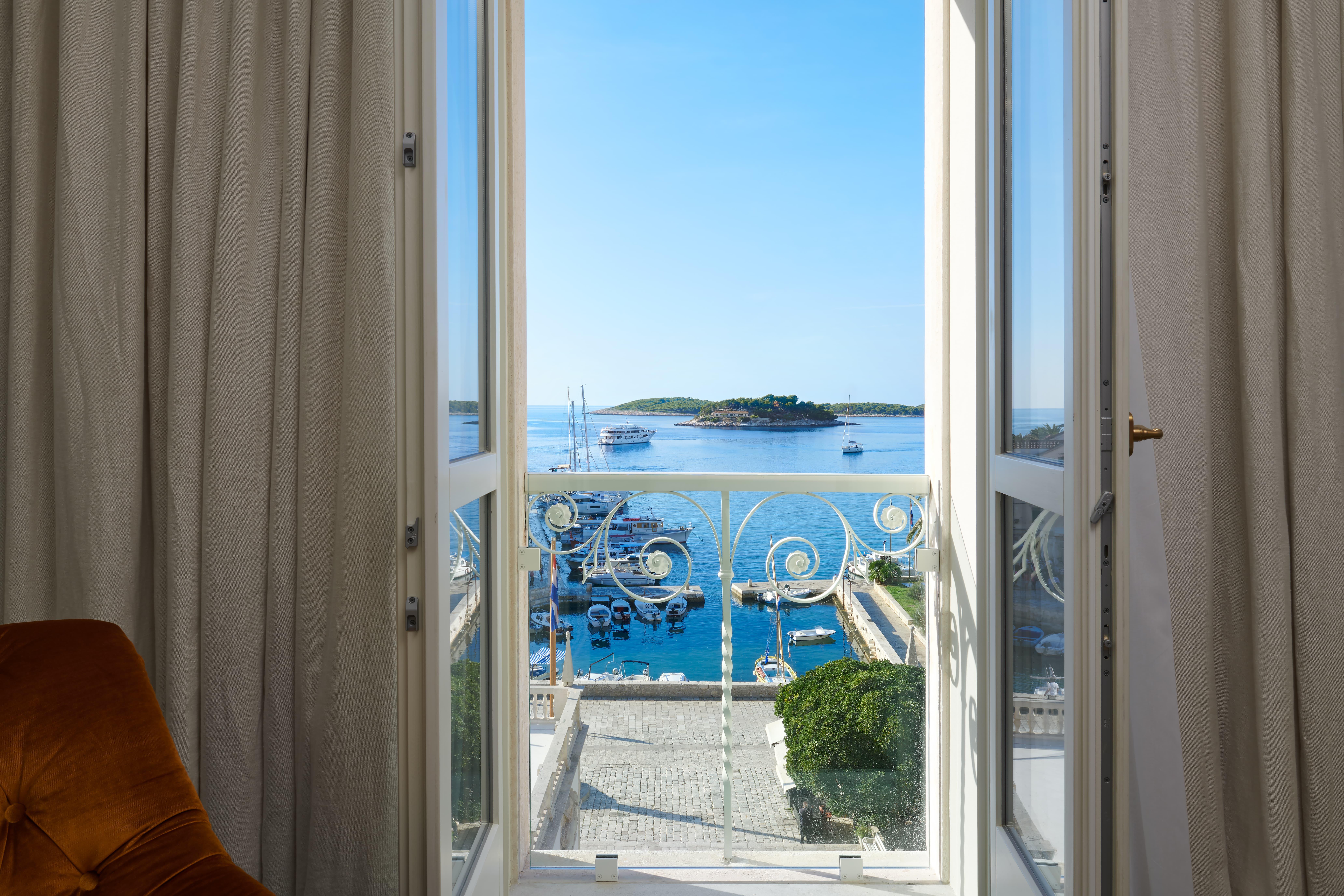 Palace Elisabeth, Hvar Heritage Hotel - The Leading Hotels Of The World ฮวาร์ ภายนอก รูปภาพ