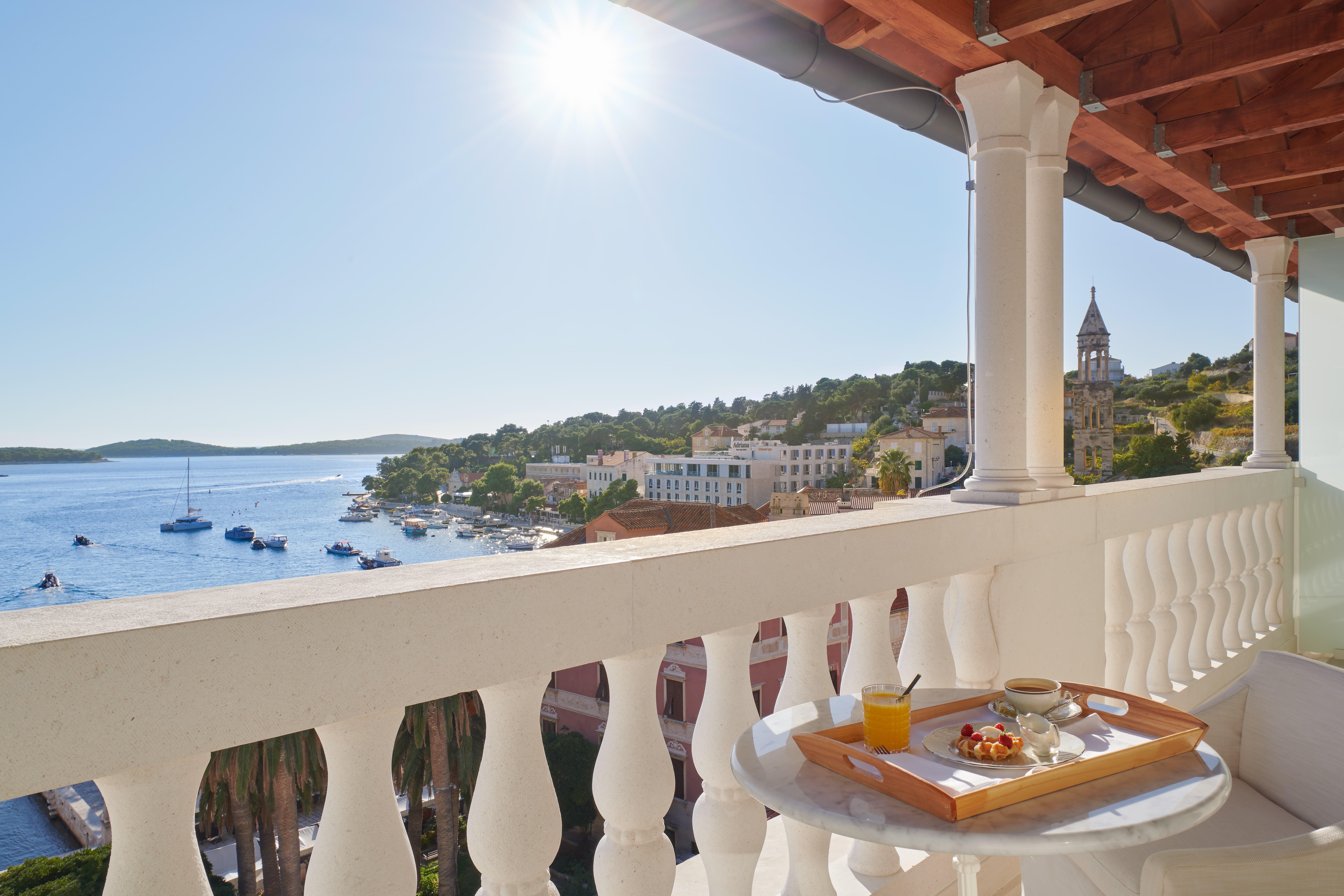 Palace Elisabeth, Hvar Heritage Hotel - The Leading Hotels Of The World ฮวาร์ ภายนอก รูปภาพ