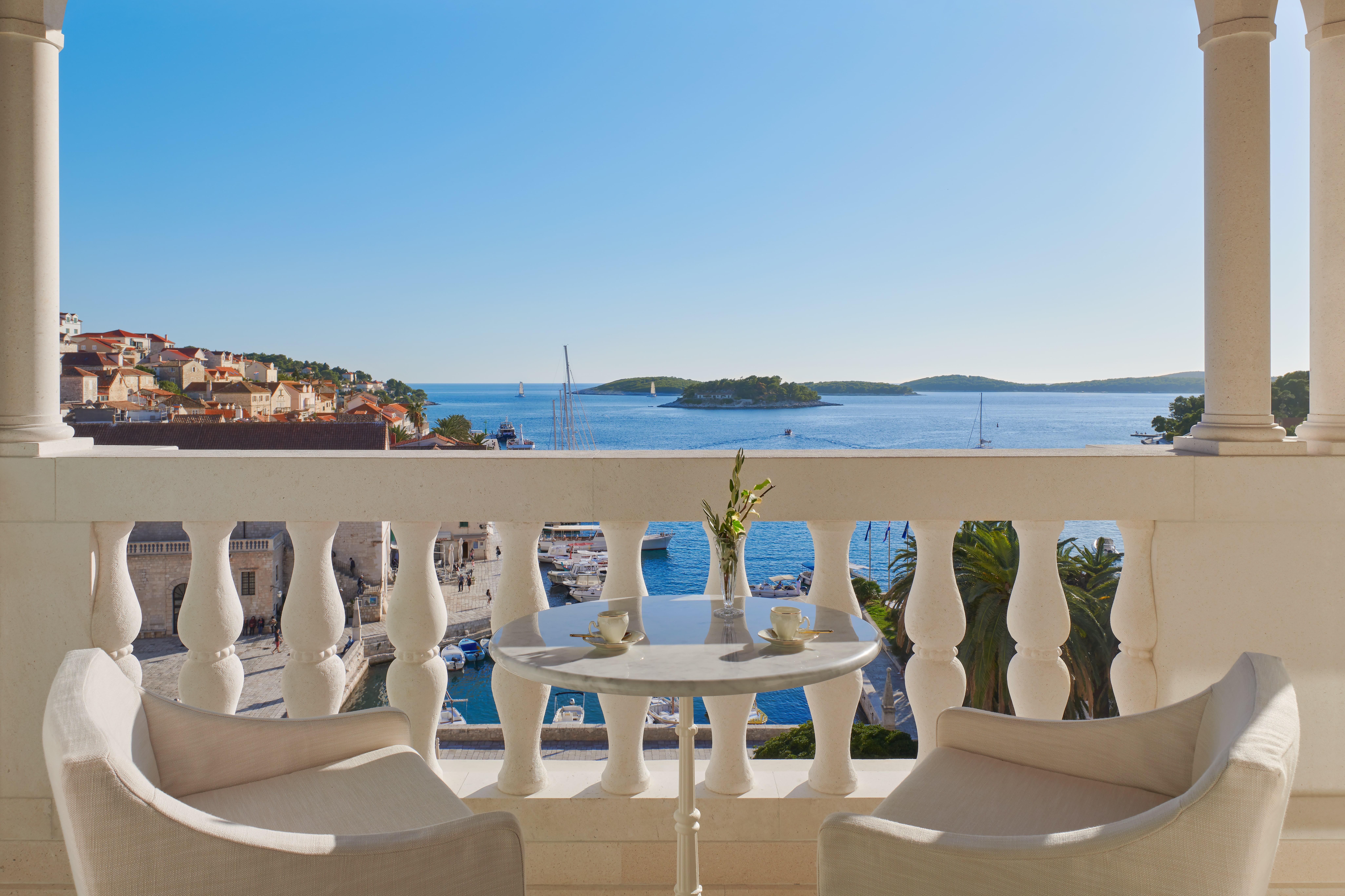 Palace Elisabeth, Hvar Heritage Hotel - The Leading Hotels Of The World ฮวาร์ ภายนอก รูปภาพ