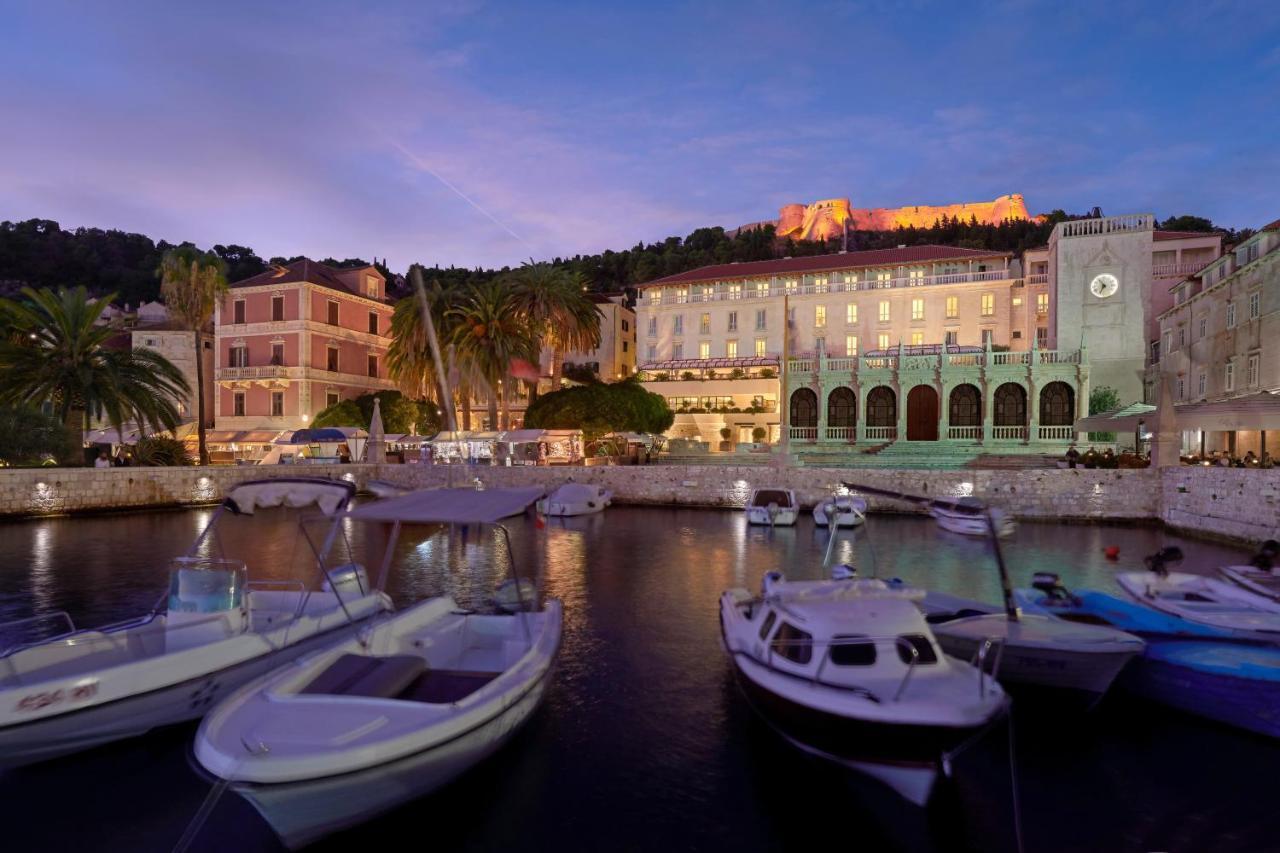 Palace Elisabeth, Hvar Heritage Hotel - The Leading Hotels Of The World ฮวาร์ ภายนอก รูปภาพ