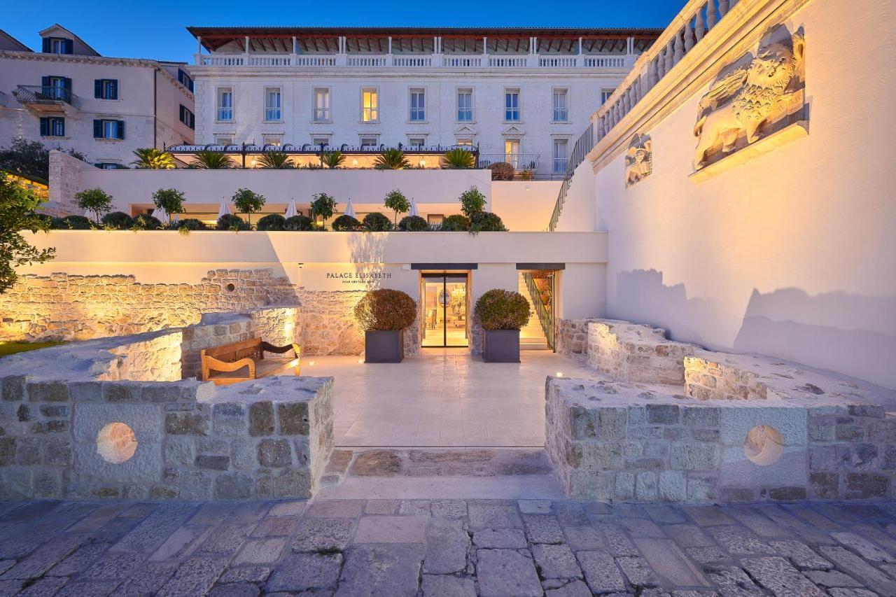 Palace Elisabeth, Hvar Heritage Hotel - The Leading Hotels Of The World ฮวาร์ ภายนอก รูปภาพ